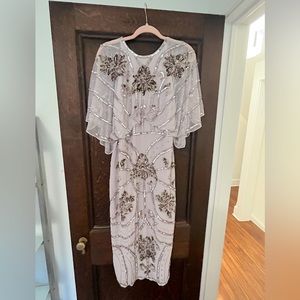 NWT Blouson midi dress with art nouveau embellishment in lilac US size 8